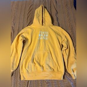 Tokyo Japan dandelion yellow hoodie!💛